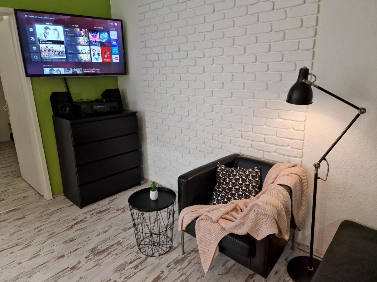 Central Point Будапеща Екстериор снимка